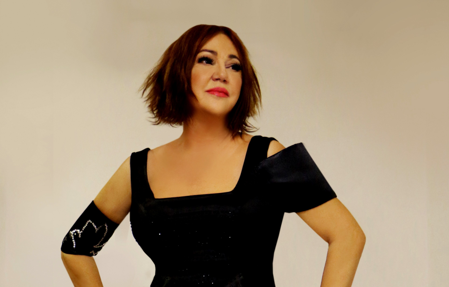 Sanatçı Nazan Öncel hastaneye kaldırıldı